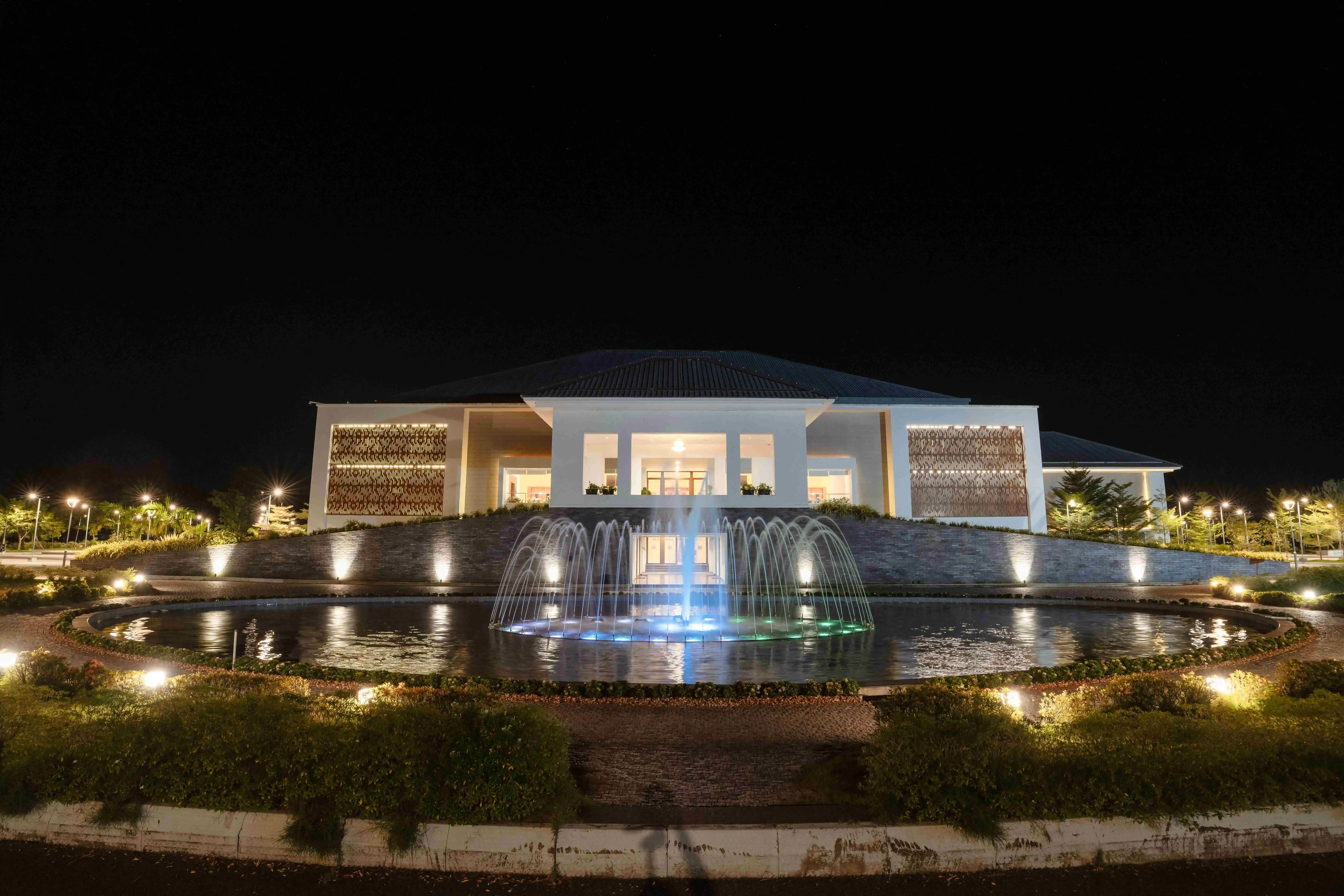 VICC illuminated convention centre frontage